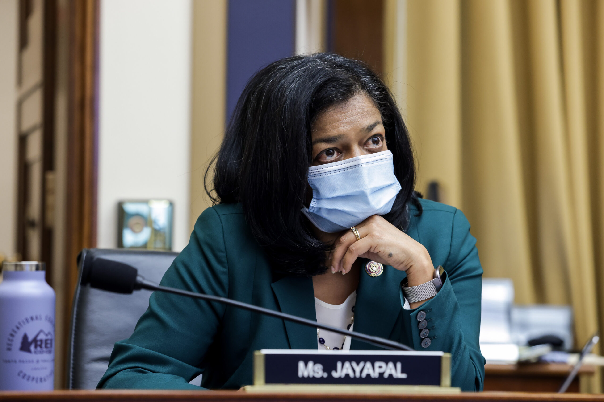 Rep. Pramila Jayapal introducing the medicare for all bill