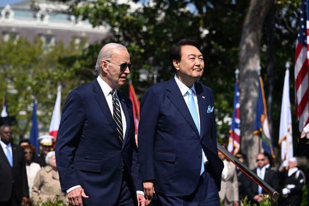 Image of U.S. President Joe Biden and South Korean President Yoon Suk Yeol